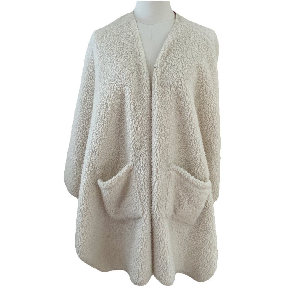 Muk Luks Faux Fur Shearling Cape Shawl Women's Medium Open Front Pockets Cozy